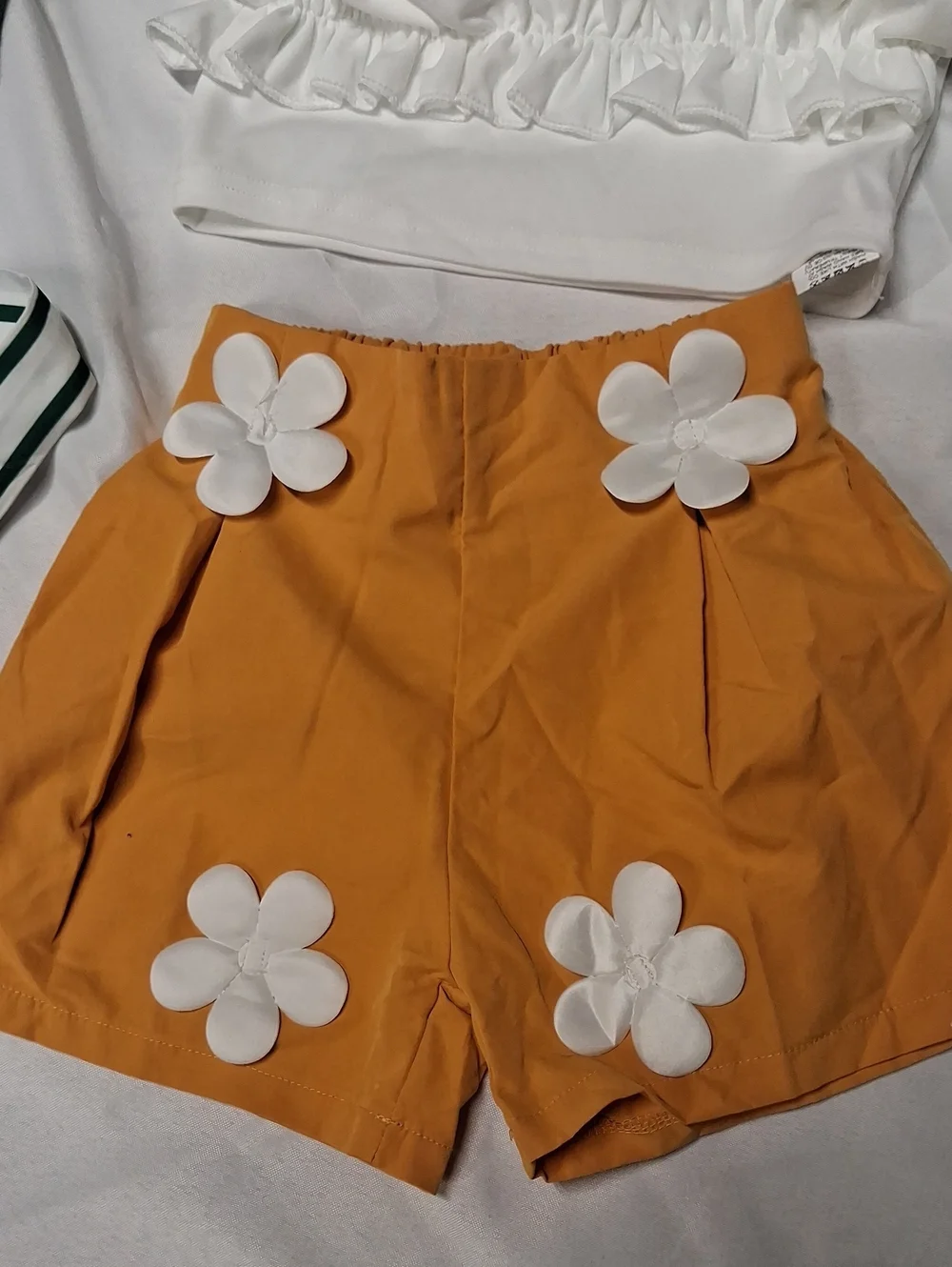 Girls 5T Green & White 2pc Short Set & Yellow & White Short Set